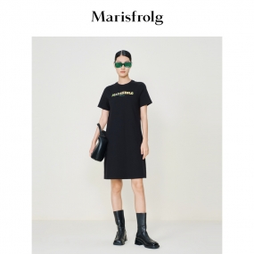 Marisfrolg X JUDECHAN 艺术家联名系列百搭H型小圆领黑色连衣裙